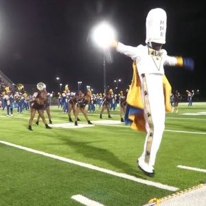 Meet your Posher, Ernest